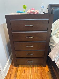 Brown Chester Drawer 5 Draws
