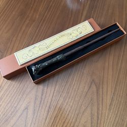 The Wizarding World of Harry Potter Wand
