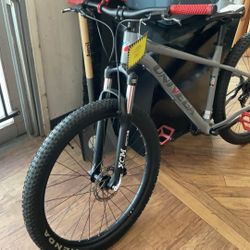 10035 Univega Rover Bike 44302