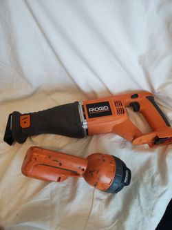 RIDGID Cordless Reciprocating Saw & Flashlight