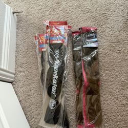 - [ ] Jumbo braid Braid extensions, 7 packs  