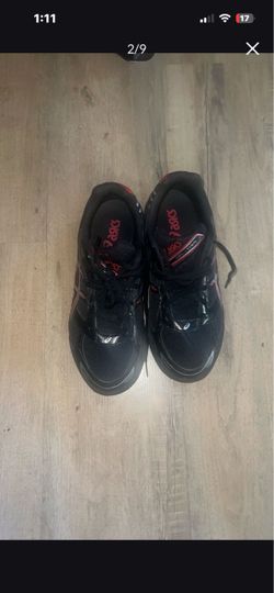 140 Gel ASICS blk/Red size 8