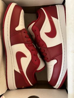Jordan 1 Low - ‘Cardinal Red’ Size 10.5 553558 607