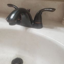 Glacier Bay Bath Faucet.