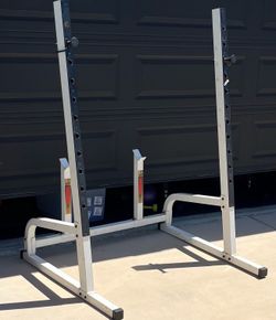Free squat rack!