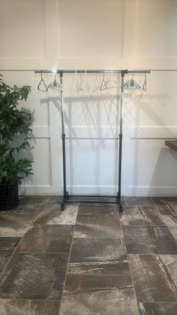 Medium Weight Clothing Rack 