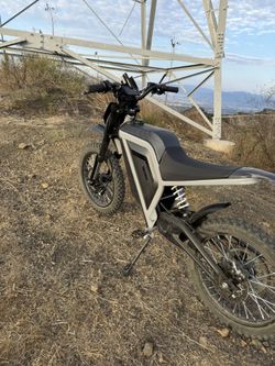 E-bike (Surron/Talaria Style)