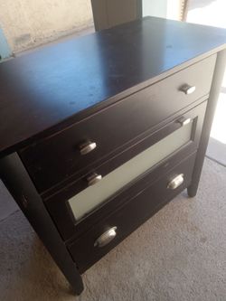 Dresser