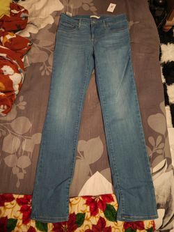 Brand new Levi's 312 Shaping Slim 30x32