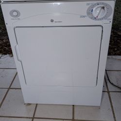 Ge Spacemaker DSK333EC6WW Stackable Electric Dryer 24" 120V RV 3.6 cu ft White