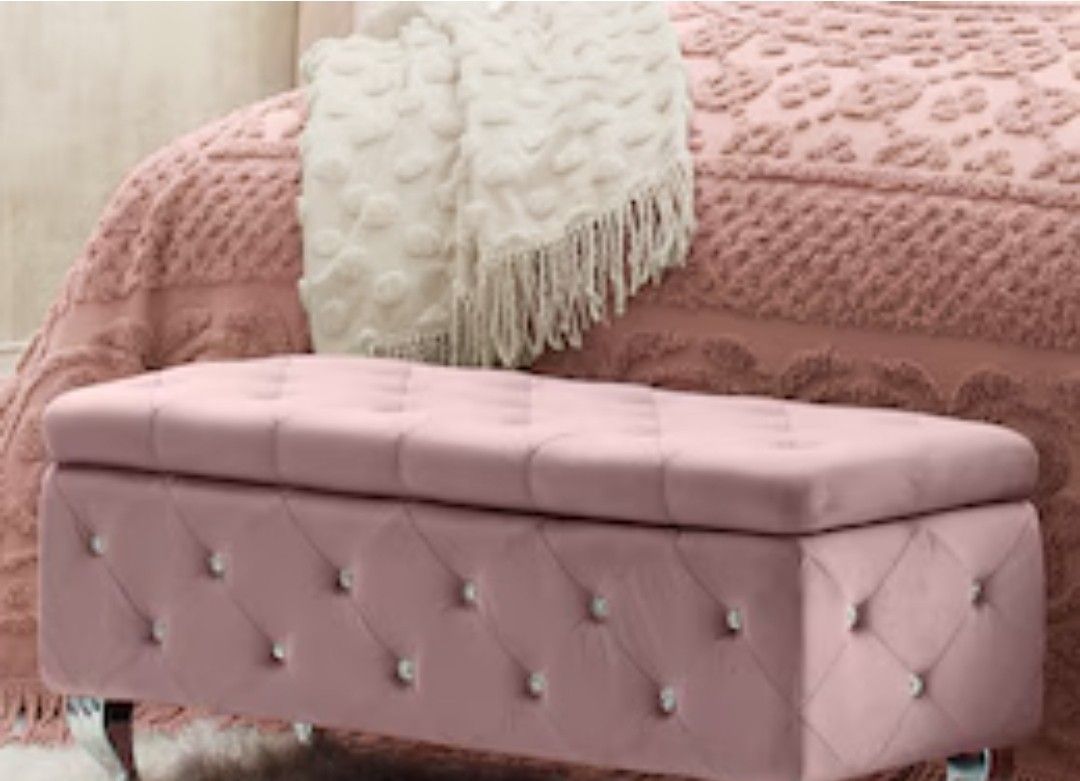 Lavender Color Tufted Ottoman