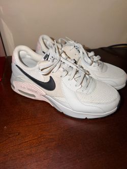 Women’s Nike Air Max