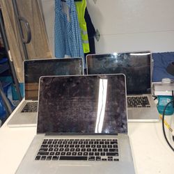 MacBook Lot