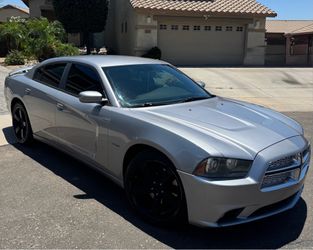 2014 Dodge Charger R/T HEMI – Clean, Fast & Ready to Drive! 🔥🚨