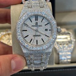 Vvs Moissanite Diamonds White Gold Ap Watch 