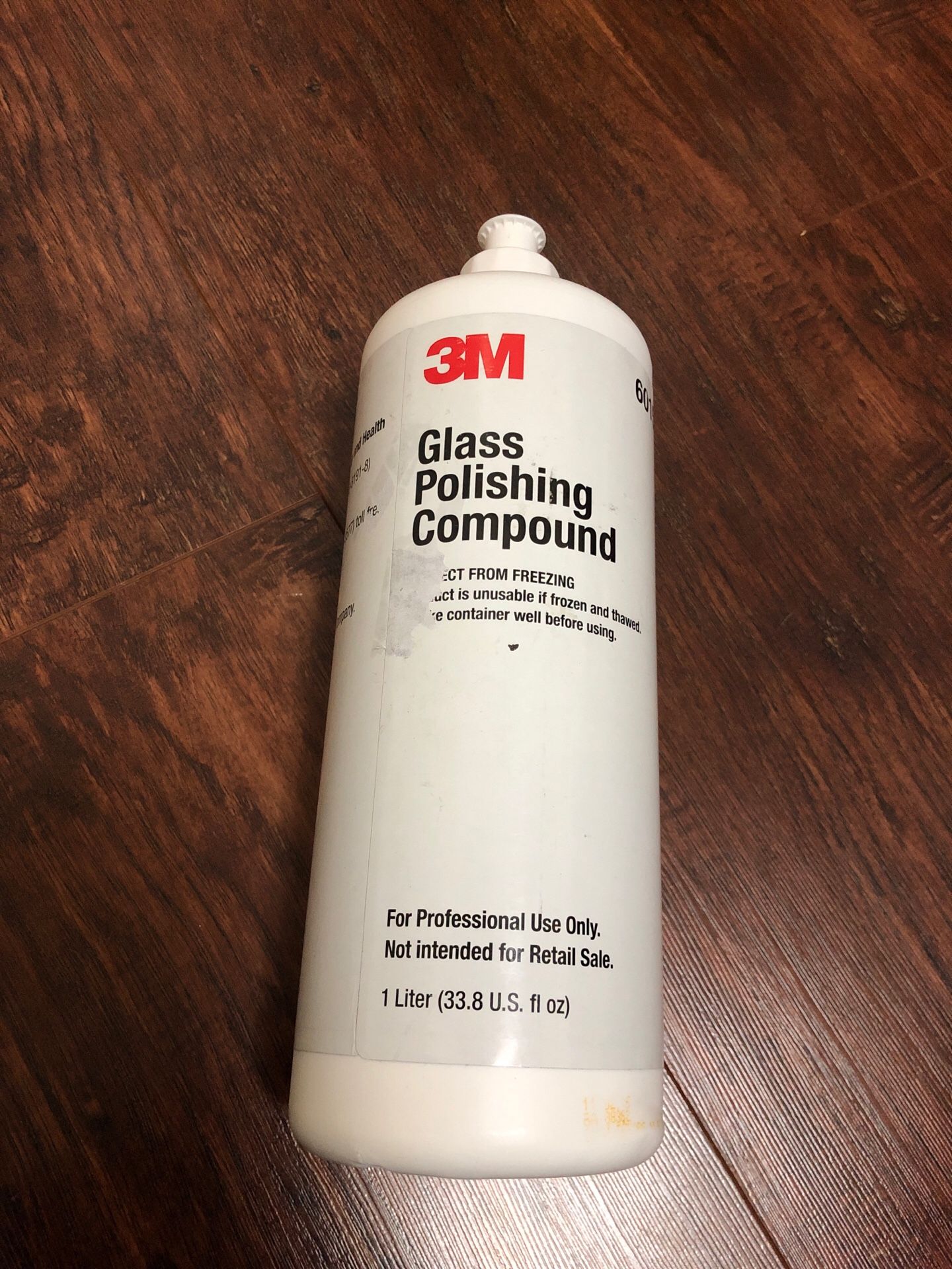 3M Glass Polishing Compound 60150, 1L Capacity, White (Pack of 1) for