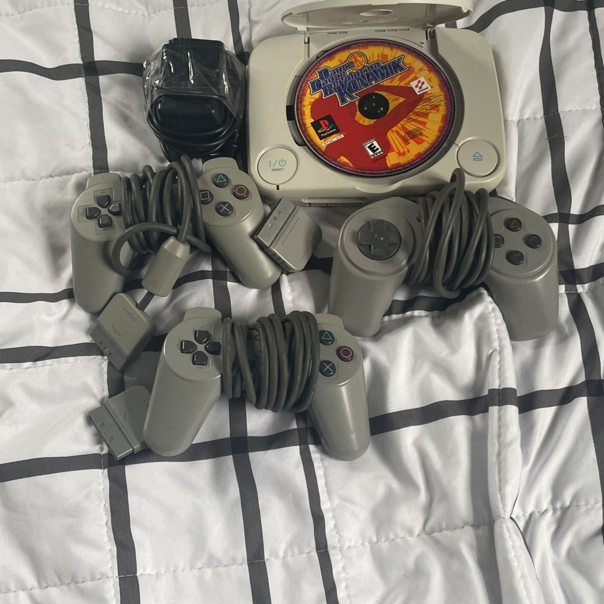 Madden NFL 2000 PS1 for Sale in Howell Township, NJ - OfferUp