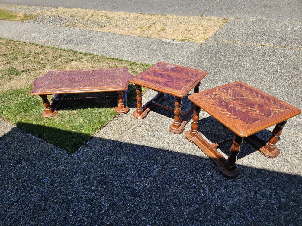 Coffee & End Table Set