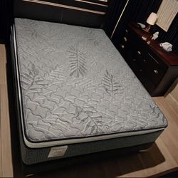 Queen Size Mattress Pillow Top 14” Inches  Excellent Comfort Also Available: Twin, Full, And King New From Factory With Its Plastic Same Day Delivery 