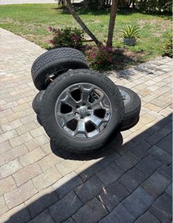 🔥20” Chrome Wheel &Tires, Ram OEM
