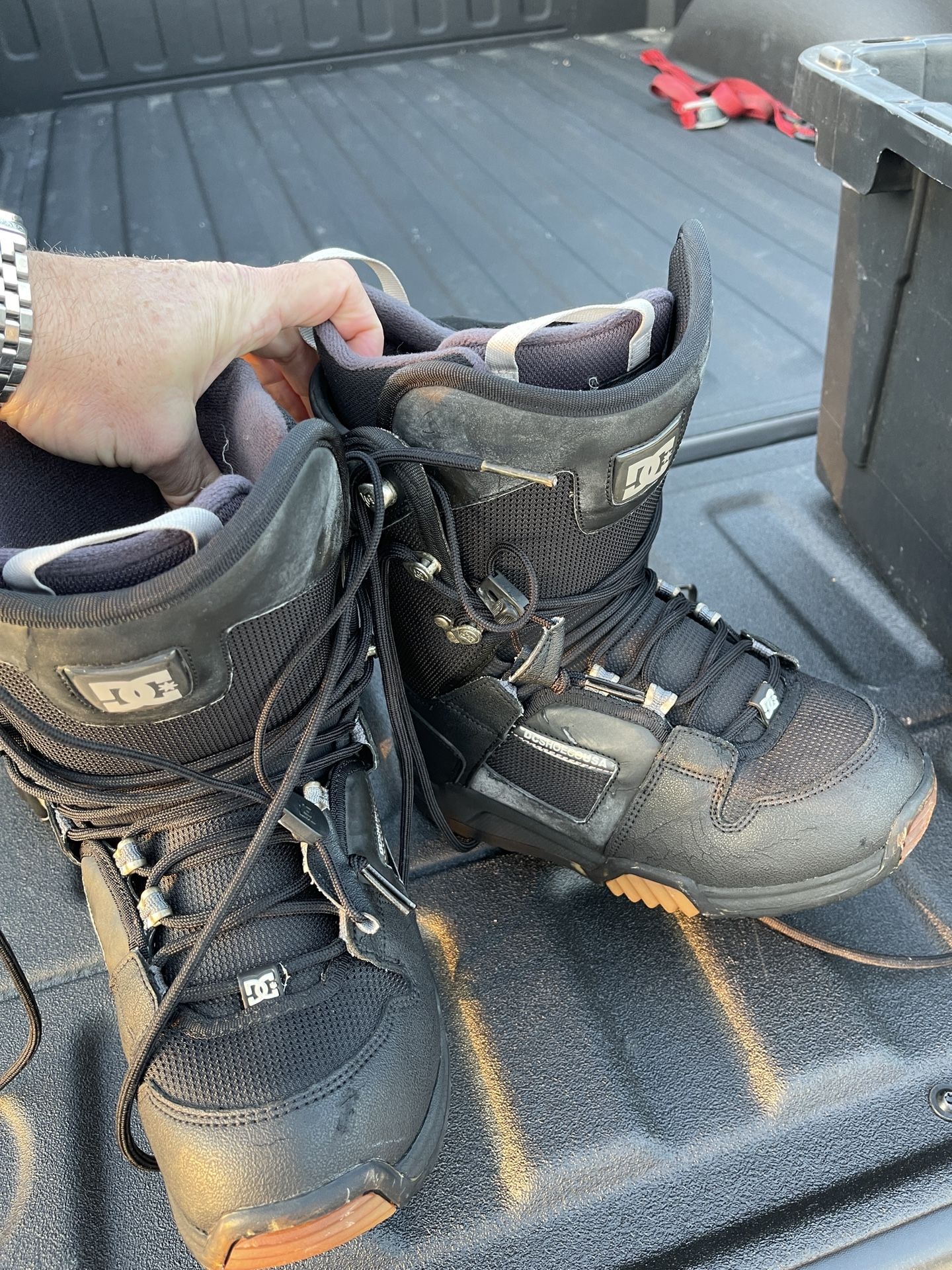 DC Boys Used Snowboard Boots Size 7