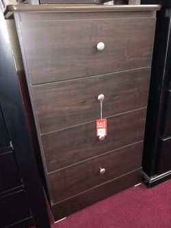4 Drawer Chest