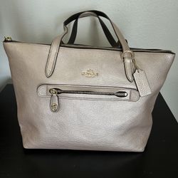 Coach Tote 