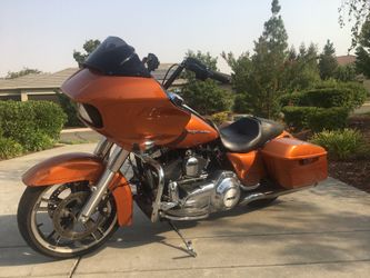 2015 Harley-Davidson Road glade