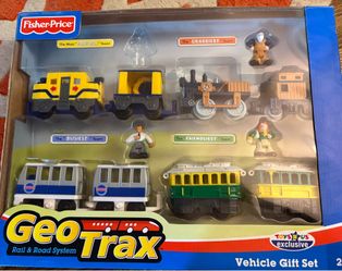New. Geo Trax vehicle pack from ToysRUs