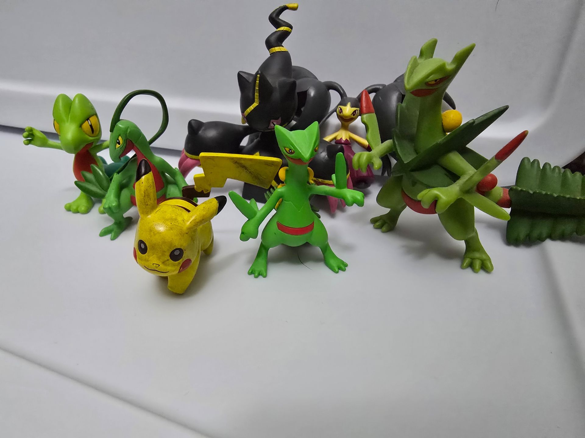 Pokemon XY collection figure lot. Treecko evolution, Mega Banette&Mawhile, Pikachu