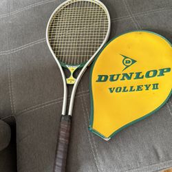 tennis racket