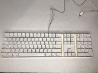 Apple a1048 full keyboard only.