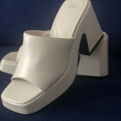 Zara Leather heeled Sandals