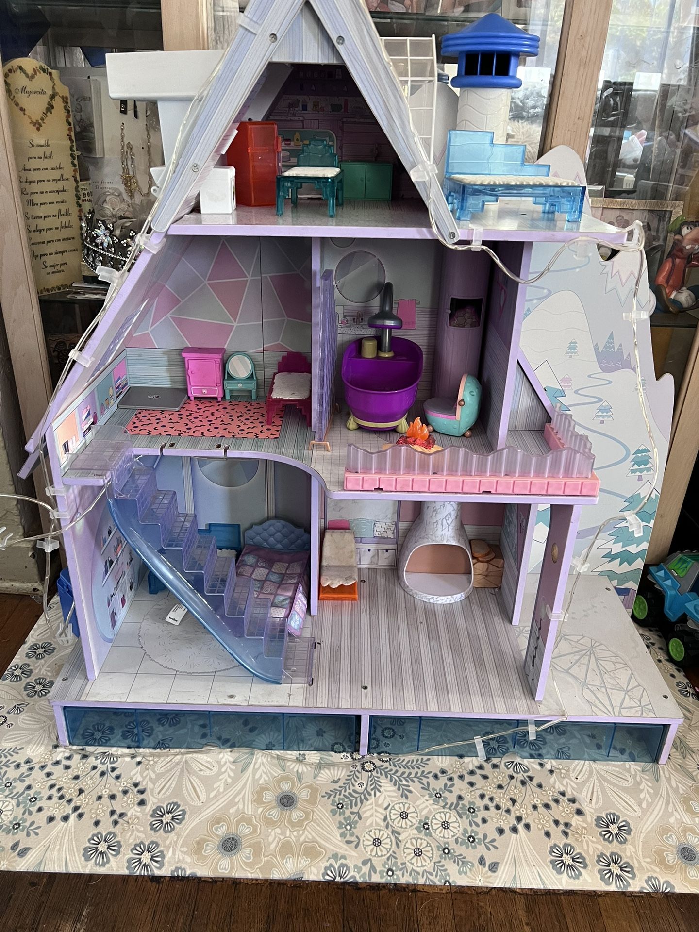 LOL DOLL HOUSE
