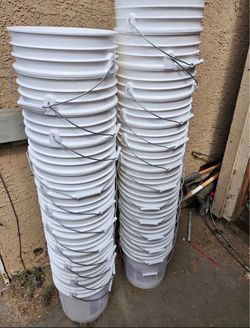 empty 5 gallon buckets