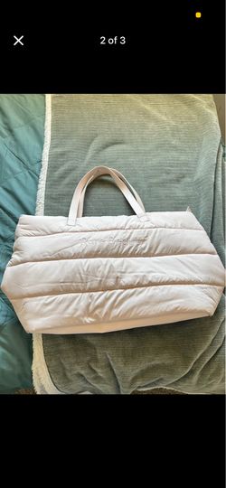 Rare Beauty Puffy Traveler Tote