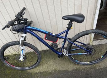 Diamondback bicycles lux sport cheap women's hardtail mountain bike