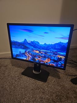 Dell Ultrasharp U2412Mb 24 Inch LCD IPS Computer Monitor, Excellent Condition