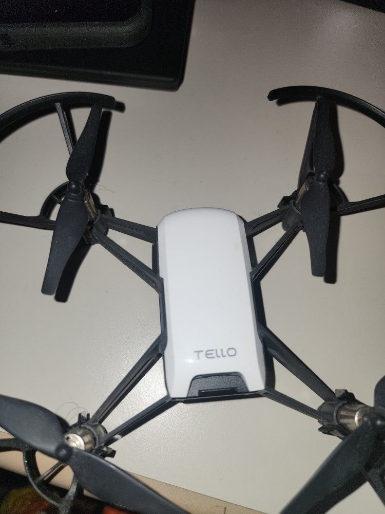 DJi Tello -Small Form Factor Drone