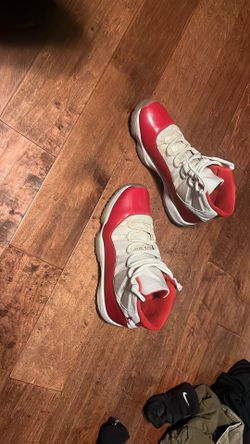 Jordan 11 cherry size 12
