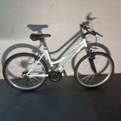 BICYCLE ROADMASTER 18 SPEED SIZE 26 BRAND NEW 