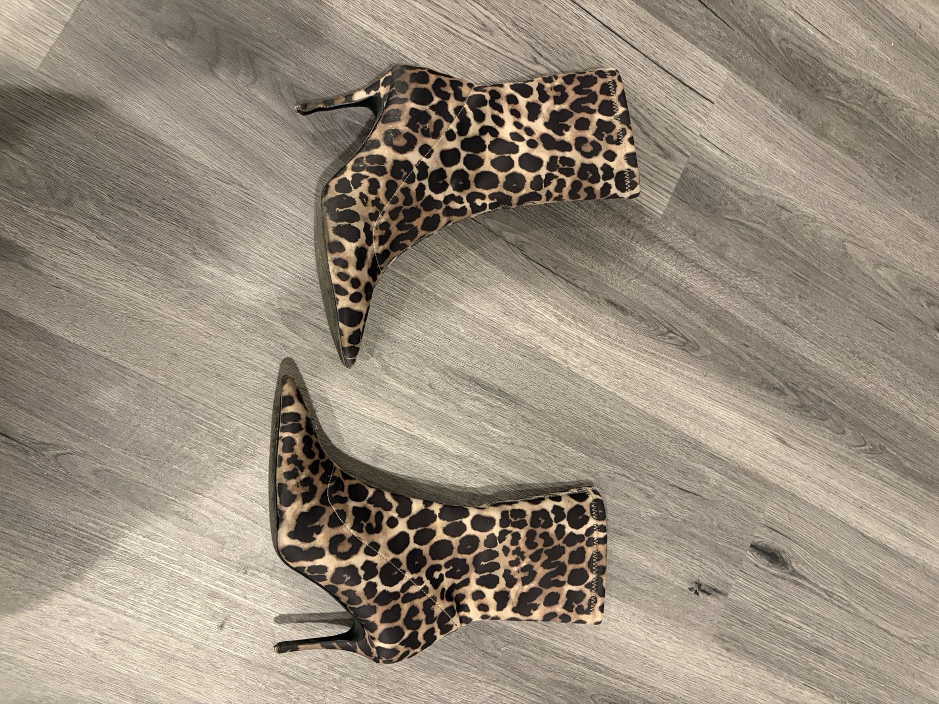 Steve Madden High Heel Boots SIZE 7.5