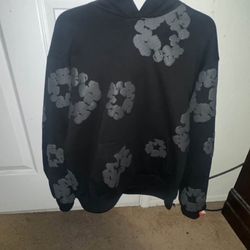 Denim Tears Cotton Wreath Hoodie – Black (Size S)