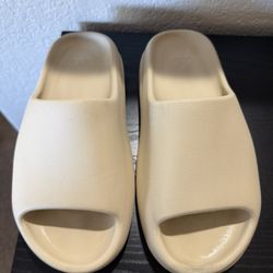 adidas Yeezy Slides 'Bone