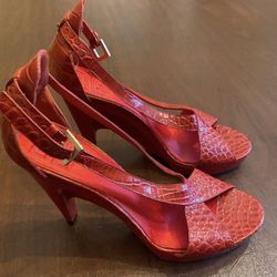 Givenchy Vintage Red Crocodile-Embossed leather 4" Heels Sandals  Size - 38.5 or US 5.5