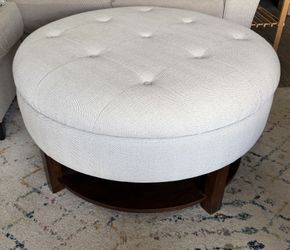 Madison Park Miller Round Storage Ottoman – Cream/Light Gray Tufted Fabric (Westchester, CA)