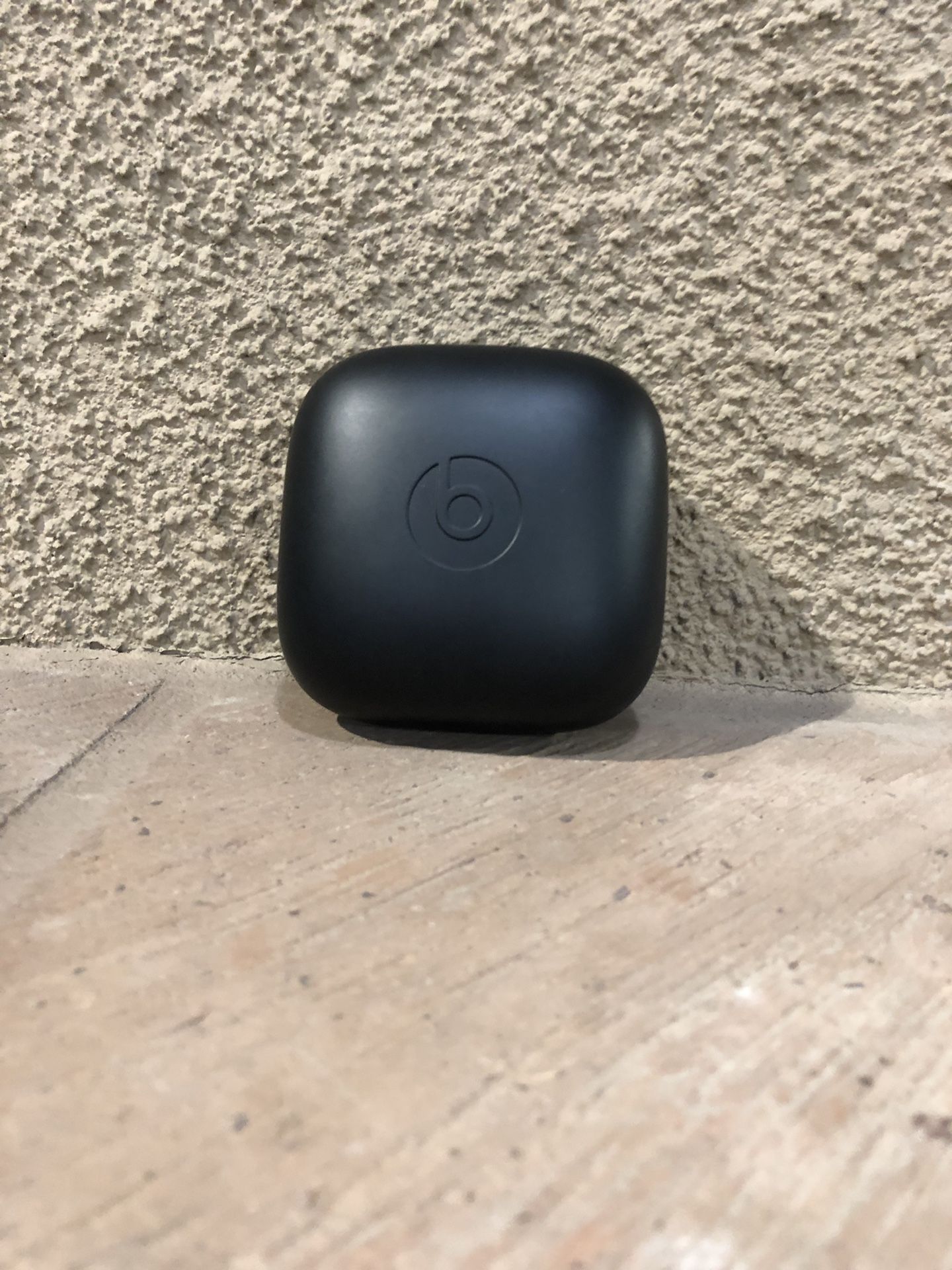 Dr. Dre Powerbeats Pro (1 Day Old)
