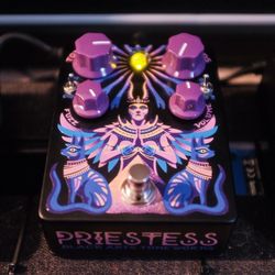 Black Arts Toneworks Priestess  Guitar pedal 