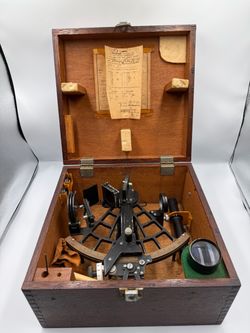 Vintage Tamaya & Co. No. 633 Model 2 Marine Sextant Japan w/ Wood Case Accessories