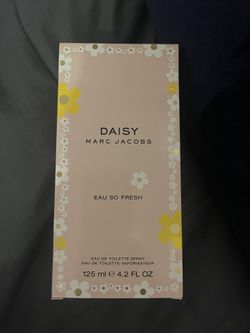 Daisy Marc Jacobs
